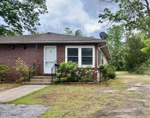 12 Sycamore Road, Manahawkin, NJ 08050