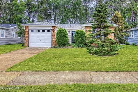 15 Courtshire Drive, Brick, NJ 08723