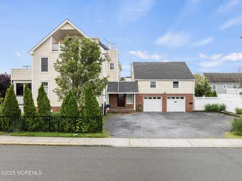 18 Riverdale Avenue, Monmouth Beach, NJ 07750