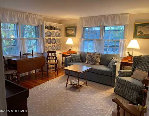 129 Pennsylvania Avenue, Ocean Grove, NJ 07756