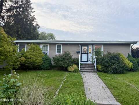 167 Brookside Drive, Belford, NJ 07718