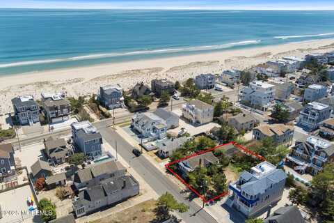 16 E Goldsborough Avenue, Long Beach, NJ 08008