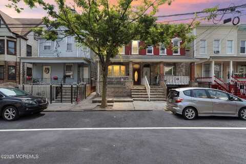 281 N 6th Street, Newark, NJ 07107