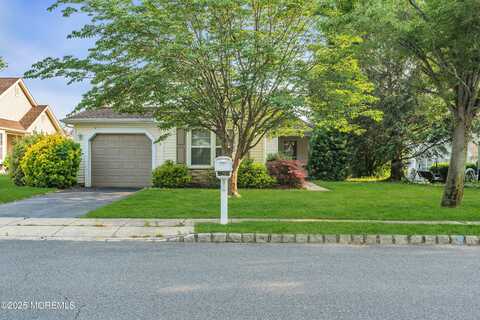 2752 Meadow Lake Drive, Toms River, NJ 08755
