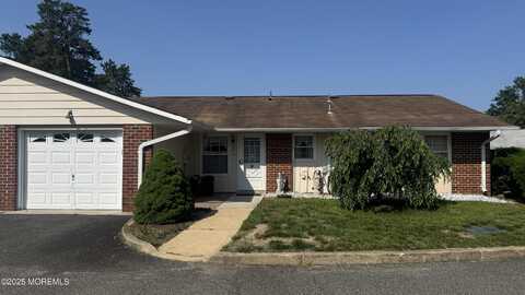 966a Argyll Circle, Lakewood, NJ 08701