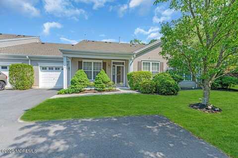 44 Autumntide Drive, Lakewood, NJ 08701