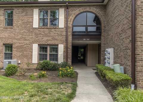 304 Wellington Place, Aberdeen, NJ 07747