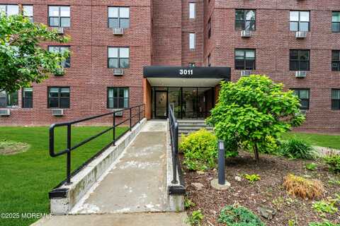 3011 Edwin Avenue, Fort Lee, NJ 07024