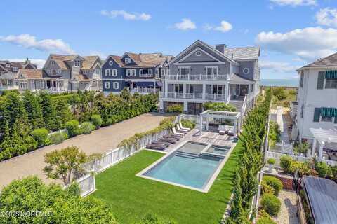 1055 Ocean Avenue, Mantoloking, NJ 08738