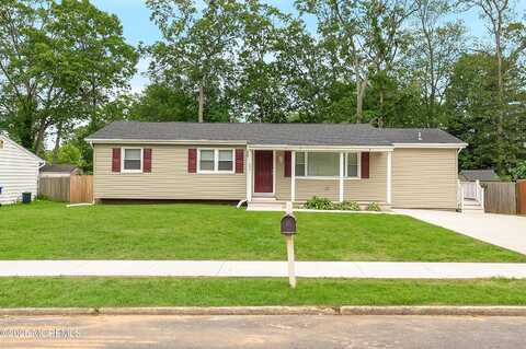 895 Raleigh Drive, Toms River, NJ 08753