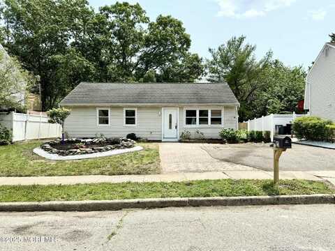 23 Longboat Avenue, Barnegat, NJ 08005