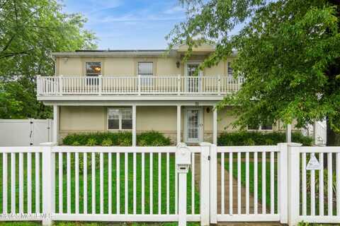 27 Gillette Street, Keansburg, NJ 07734