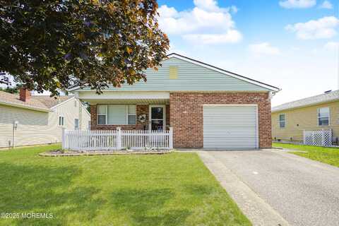 62 Virgin Islands Drive, Toms River, NJ 08757
