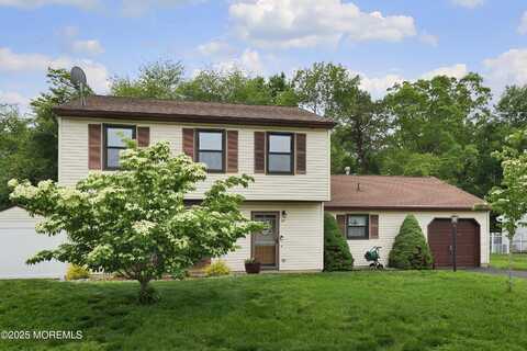 41 Eric Drive, Howell, NJ 07731