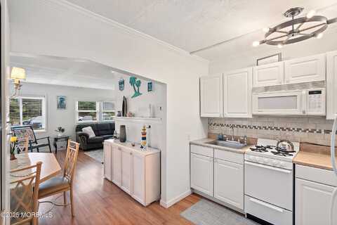 304 Bay Boulevard, Seaside Heights, NJ 08751