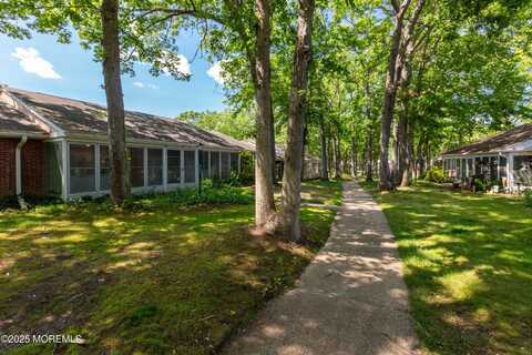 65c Dorchester Drive, Lakewood, NJ 08701