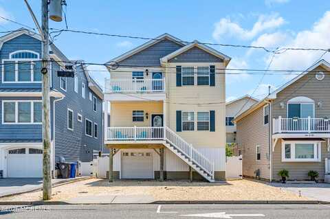 33 Fielder Avenue, Ortley Beach, NJ 08751