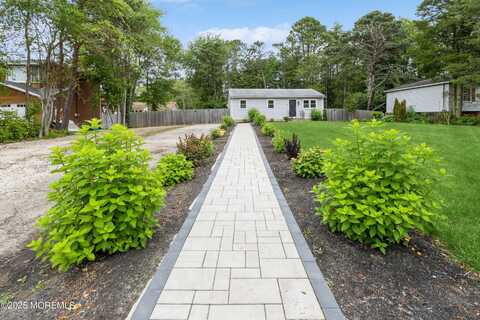 442 Bay Way, Lanoka Harbor, NJ 08734