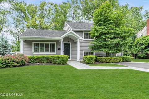 32 Silverbrook Road, Shrewsbury, NJ 07702