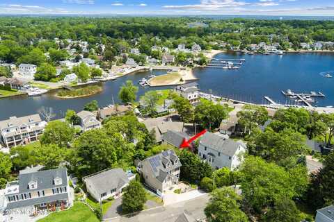 1427 Summit Avenue, Toms River, NJ 08753