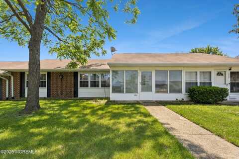 1072c Argyll Circle, Lakewood, NJ 08701