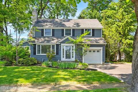76 Ridge Road, Fair Haven, NJ 07704