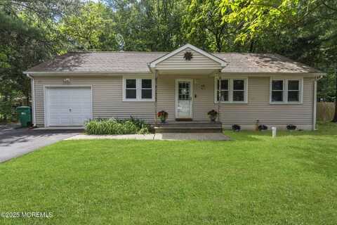 18 Oak Lane, New Egypt, NJ 08533
