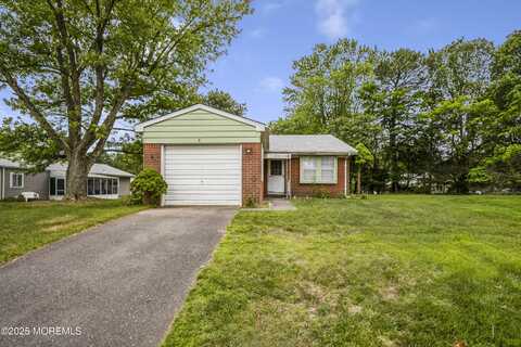 6 Lincoln Court, Whiting, NJ 08759