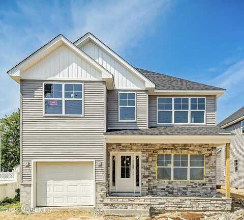 74 Manchester Avenue, Keyport, NJ 07735