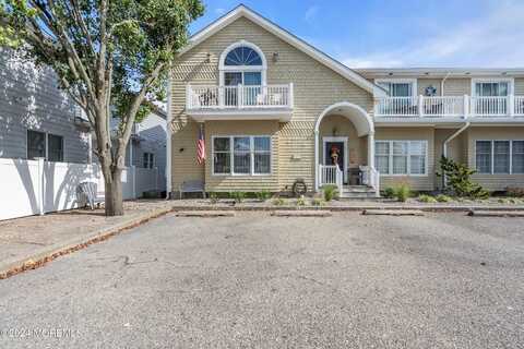 803 Grand Central Avenue, Lavallette, NJ 08735