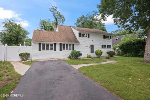 32 Southwood Drive, Old Bridge, NJ 08857