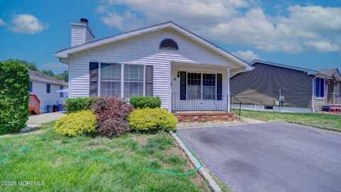21 Parkview Way, Manalapan, NJ 07726