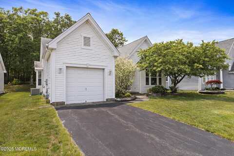 18 Valley Stream Place, Barnegat, NJ 08005