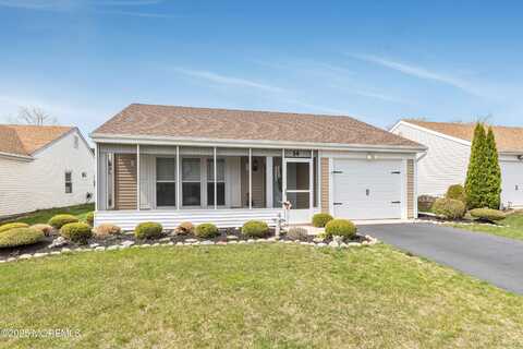 14 Turnbridge Row, Manchester, NJ 08759