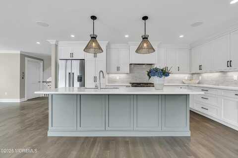 23 Washington Avenue, Lavallette, NJ 08735