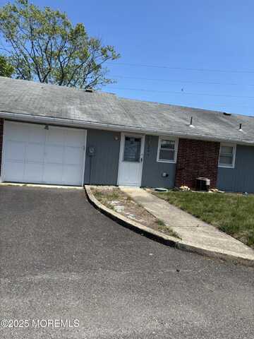 354a Dorchester Drive, Lakewood, NJ 08701