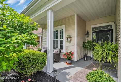 24 Silverspring Drive, Lakewood, NJ 08701