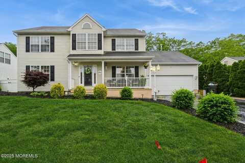 81 W Shenendoah Road, Howell, NJ 07731