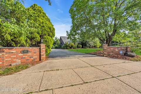 170 Riverwood Drive, Toms River, NJ 08755