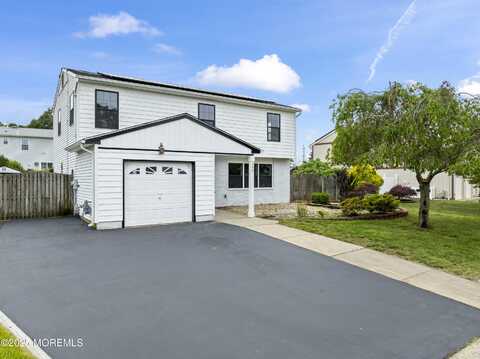 190 Ravenwood Boulevard, Barnegat, NJ 08005