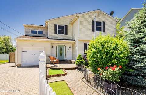 86 Illinois Avenue, Waretown, NJ 08758