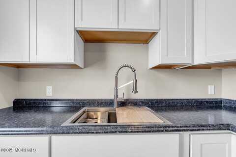 321 Sixth Avenue, Asbury Park, NJ 07712