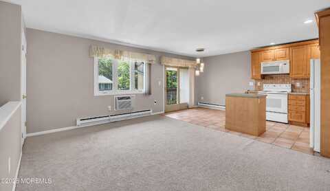 12 Hilltop Terrace, Highlands, NJ 07732