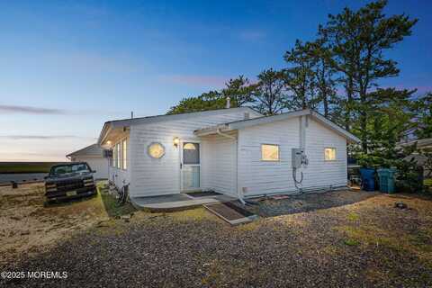 61 W Susquehanna Drive, Little Egg Harbor, NJ 08087
