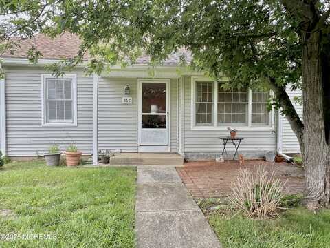 86 Jamestown Road, Freehold, NJ 07728
