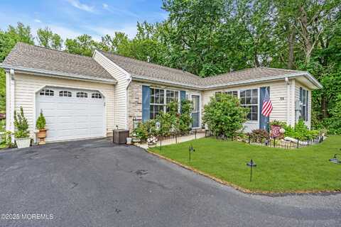 75 Farnworth Close, Freehold, NJ 07728