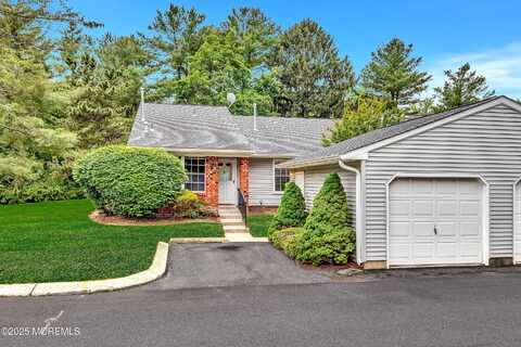 72 Boxwood Terrace, Red Bank, NJ 07701