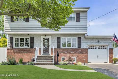 33 Fleetwood Drive, Hazlet, NJ 07730