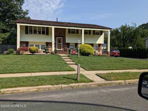 25 California Drive, Jackson, NJ 08527