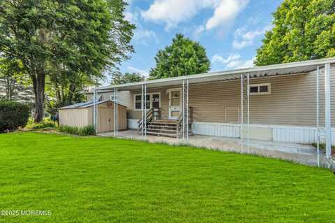 23 Southwind Circle, Jackson, NJ 08527